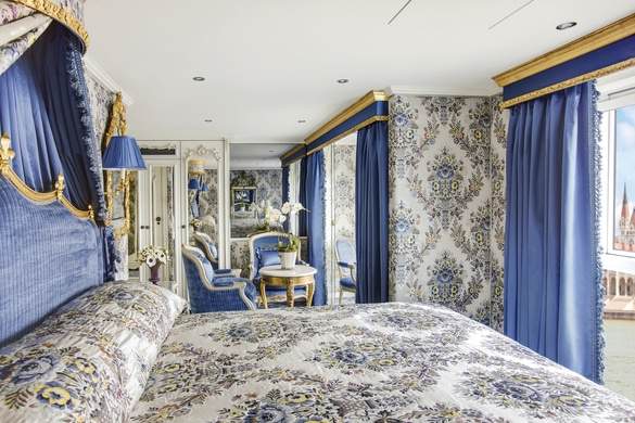 Uniworld SS Maria Theresa - Suite 9.jpg